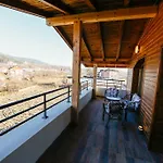 Πανσιόν Twin House 3*
