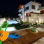Twin House Ognyanovo (Blagoevgrad)
