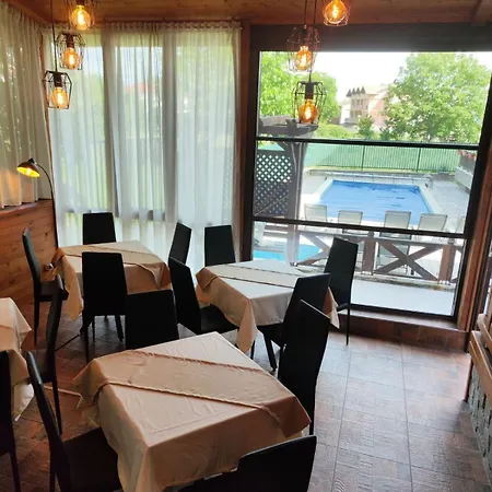 Penzion Twin House 3*