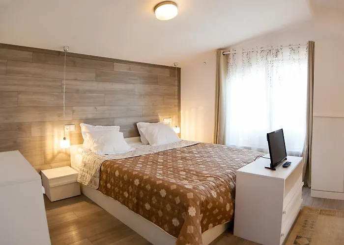 Casa de hóspedes Twin House 3*